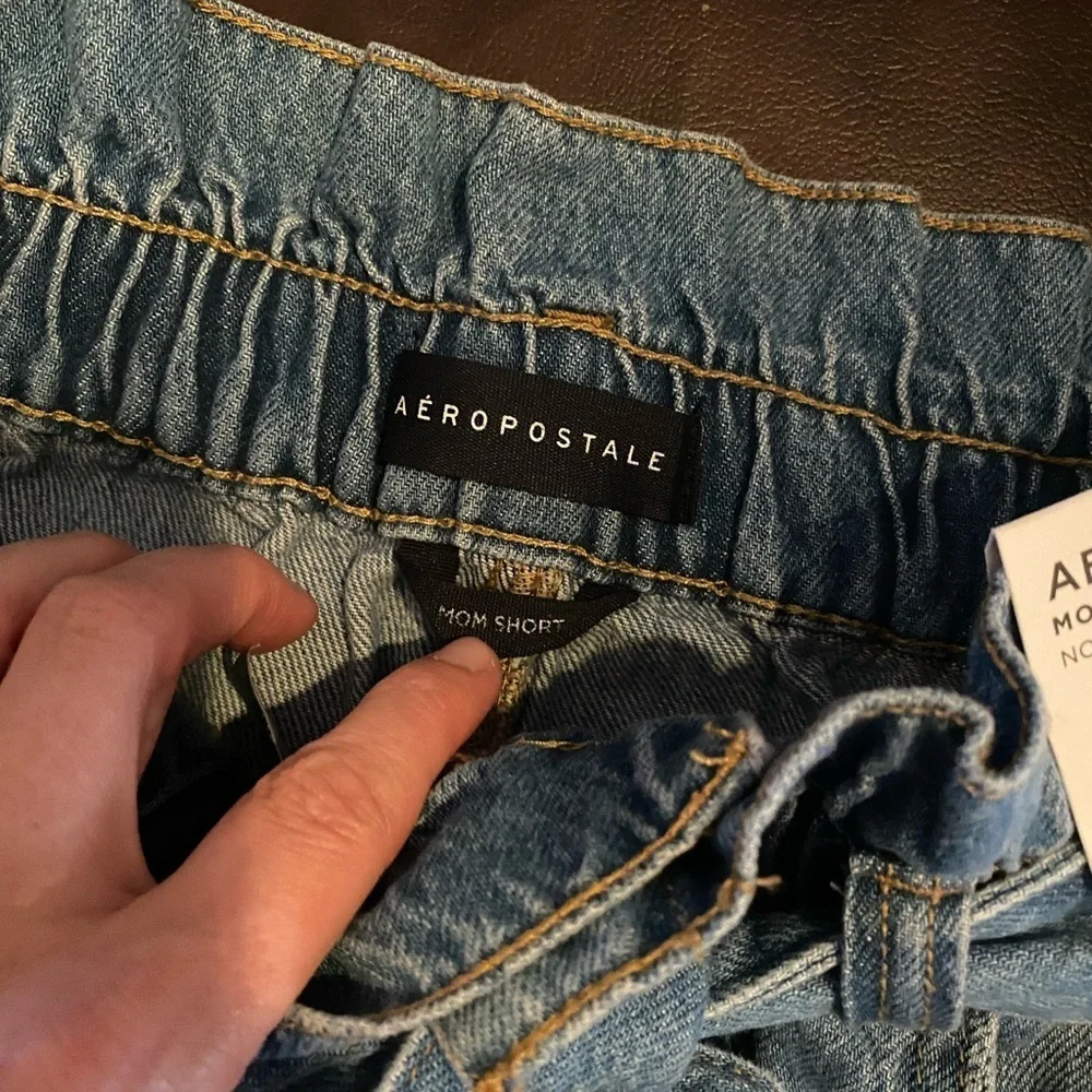 Aero paper bag mom shorts